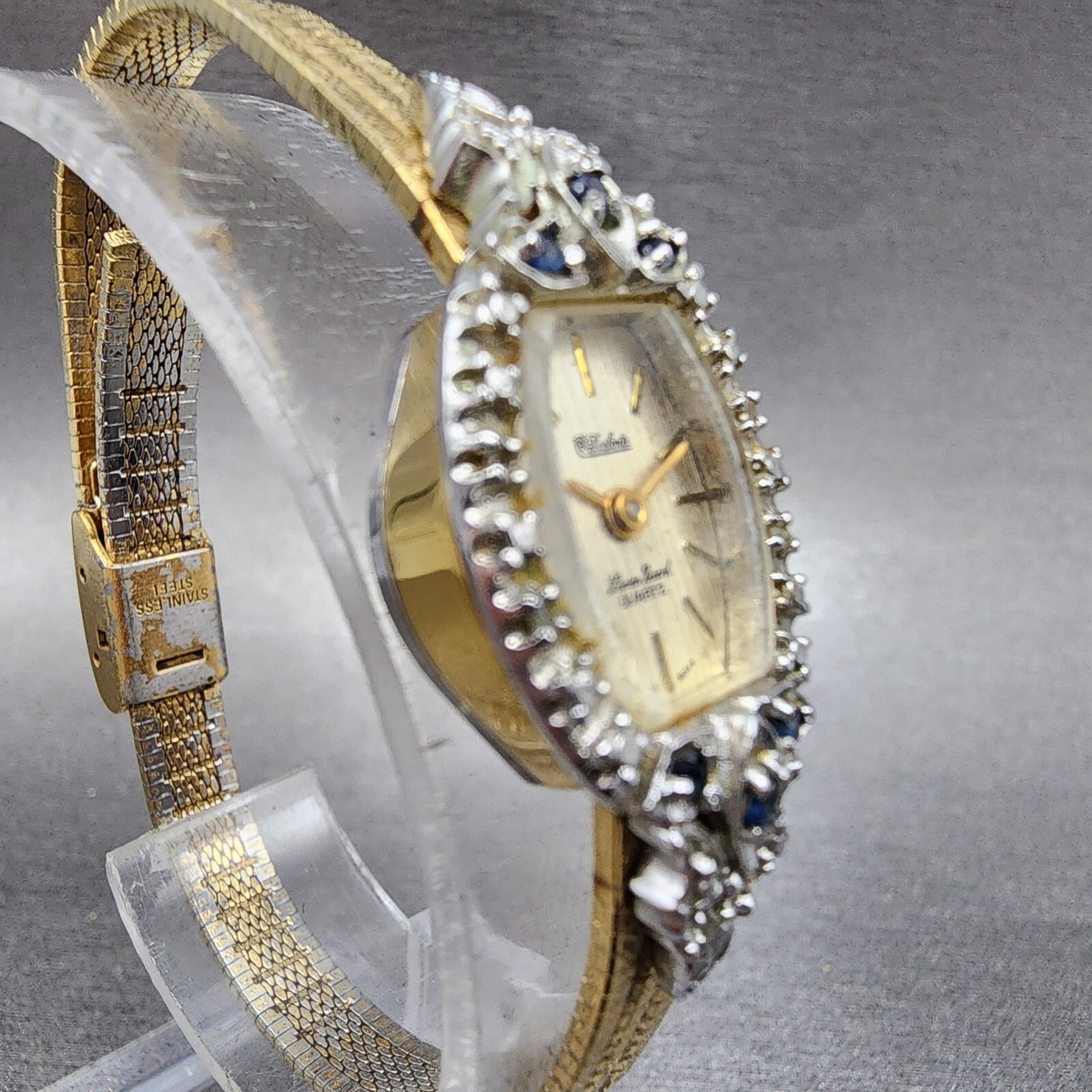 Dufonte Lucien PicLadies 17mm watch Gold Tone Diamond & Dark Blue Ruby Bezel Dufonte Lucien Piccard Vintage Gold Watches - Etsy main image 4