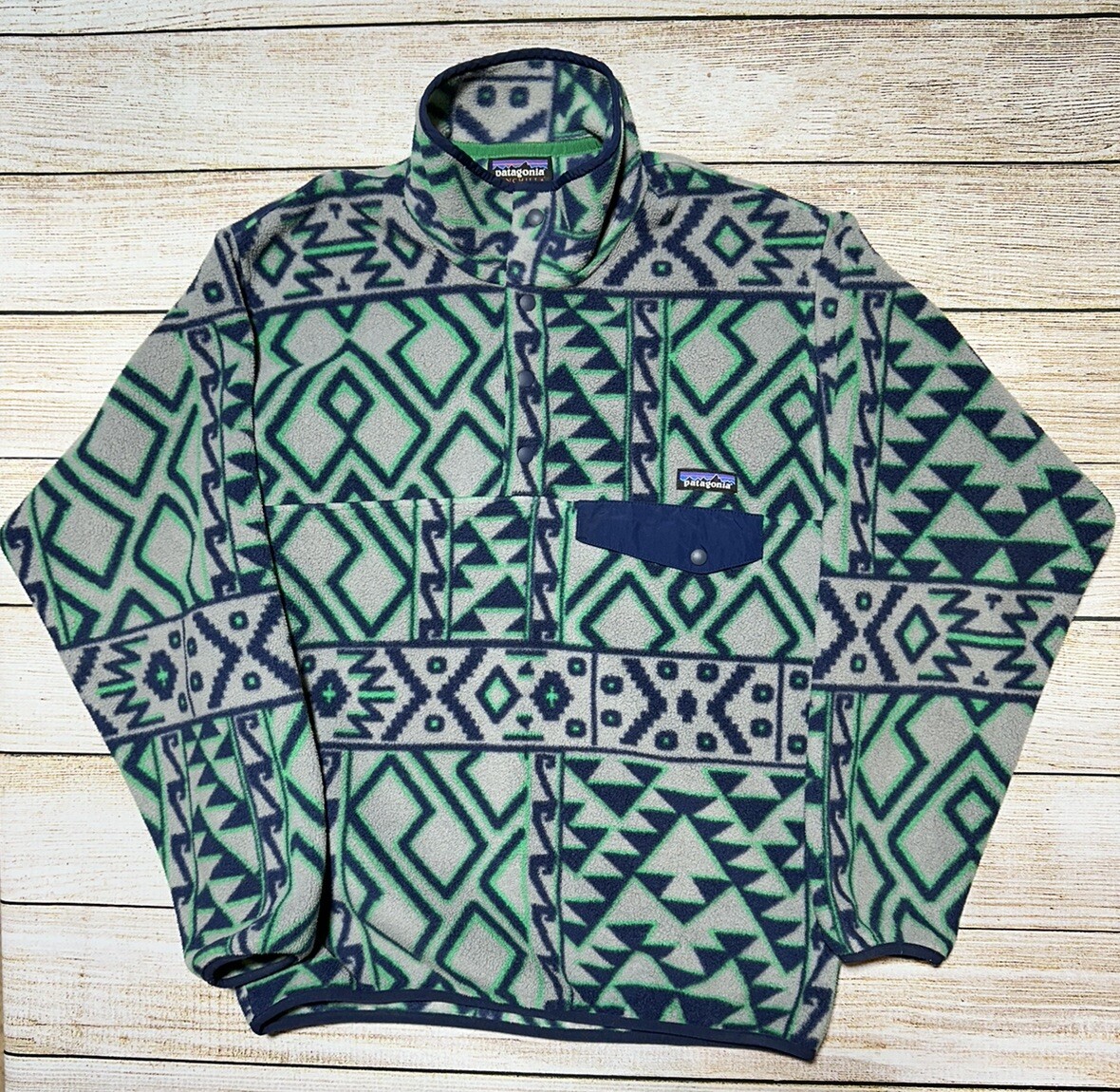 Patagonia Men's Aztec Green Navy Tribal Synchilla Snap-T Fleece