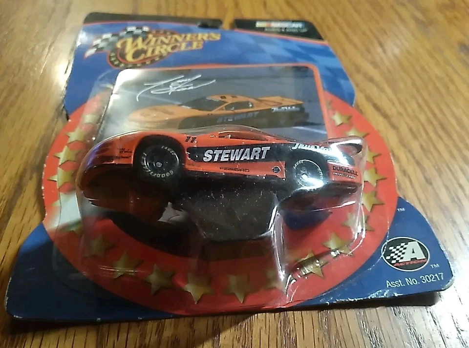 Pontiac Firebird Home Depot 2001 Tony Stewart #11 diecast 1:64 Winners Circle Foto 3 de 4