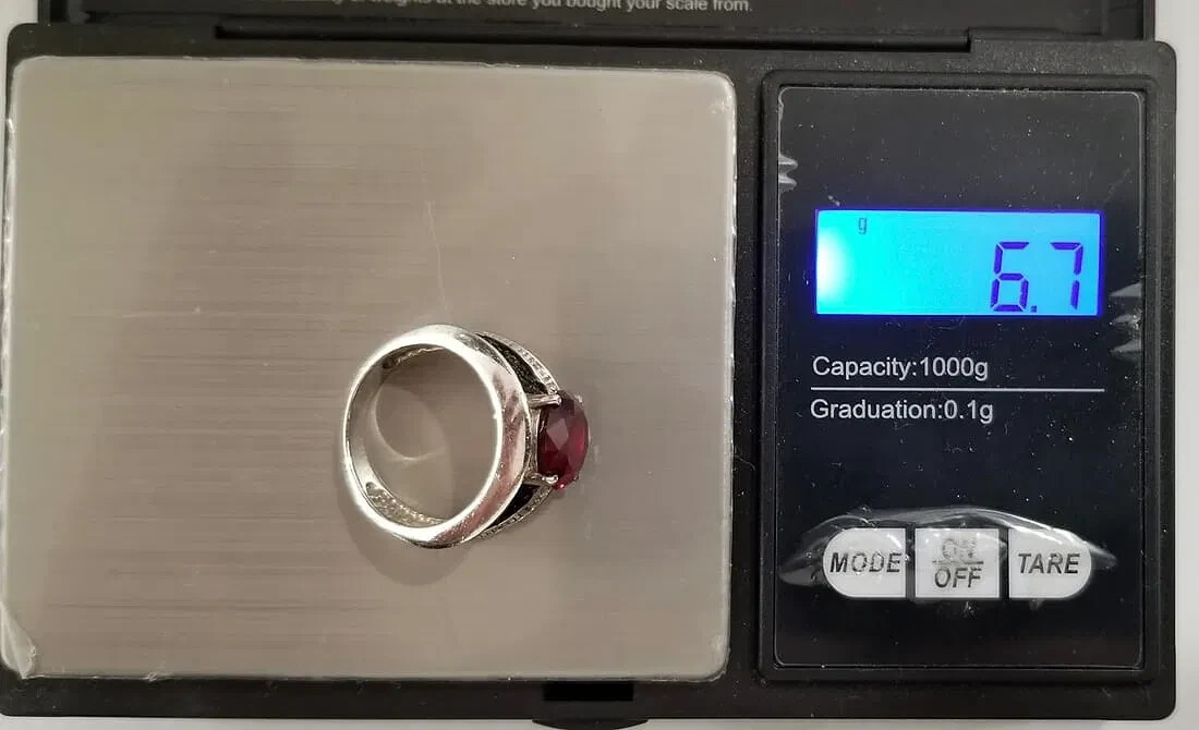 💍❤️ Ruby & Black Diamond Ring – 10ct Oval Ruby S… - image 5