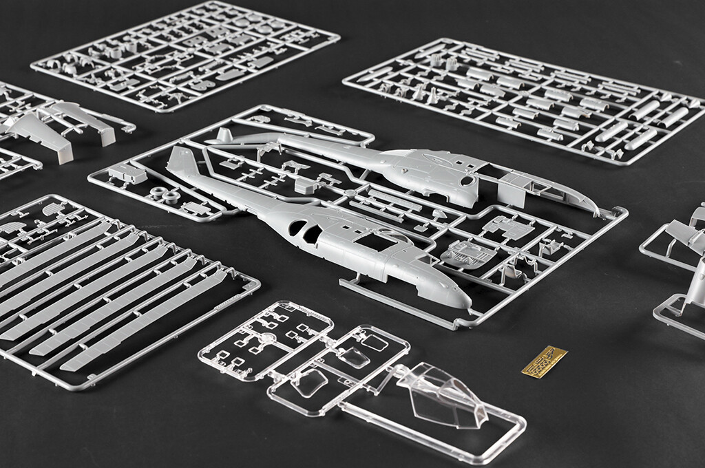 Trumpeter 05828 1:48 Scale Mi-24A Hind-B Aircraft Assemble  Model Kit