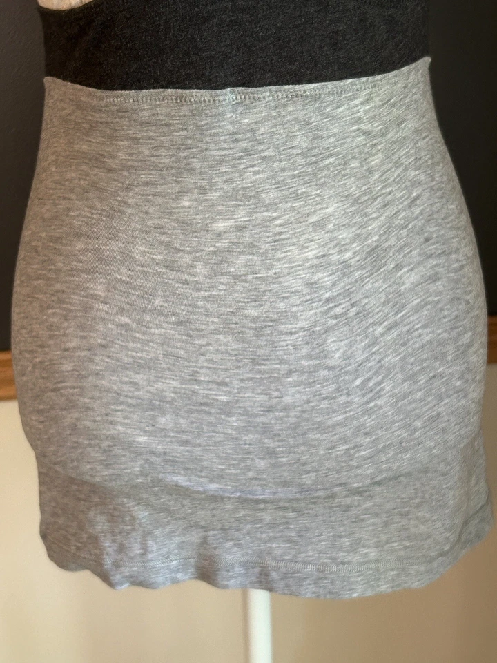 Tanque Lululemon Contentment Triángulo Jaspeado Plata Pizarra Polar Crema Raya 4 Foto 3 de 4