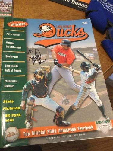 Long Island Ducks Lot 2000 inaugural seasons Signed yearbooks Bud Harrelson - Picture 5 of 12