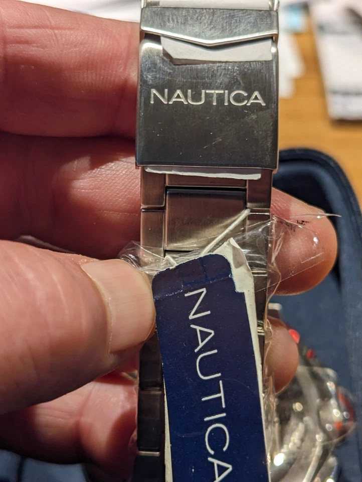 Nautica Chronograph Date 100M Mens Watch N31517G - image 3 of 4