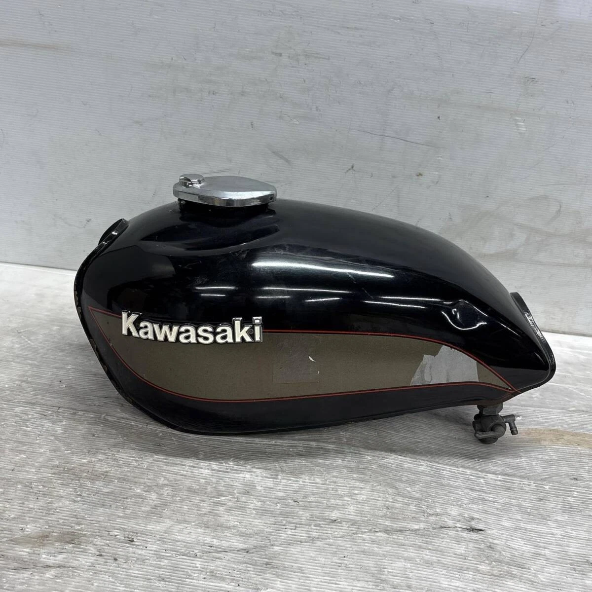 OEM 涂料气罐用于川崎Z1000 | eBay