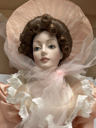 Franklin Mint Heirloom Gibson Girl Bridesmaid Doll 22”