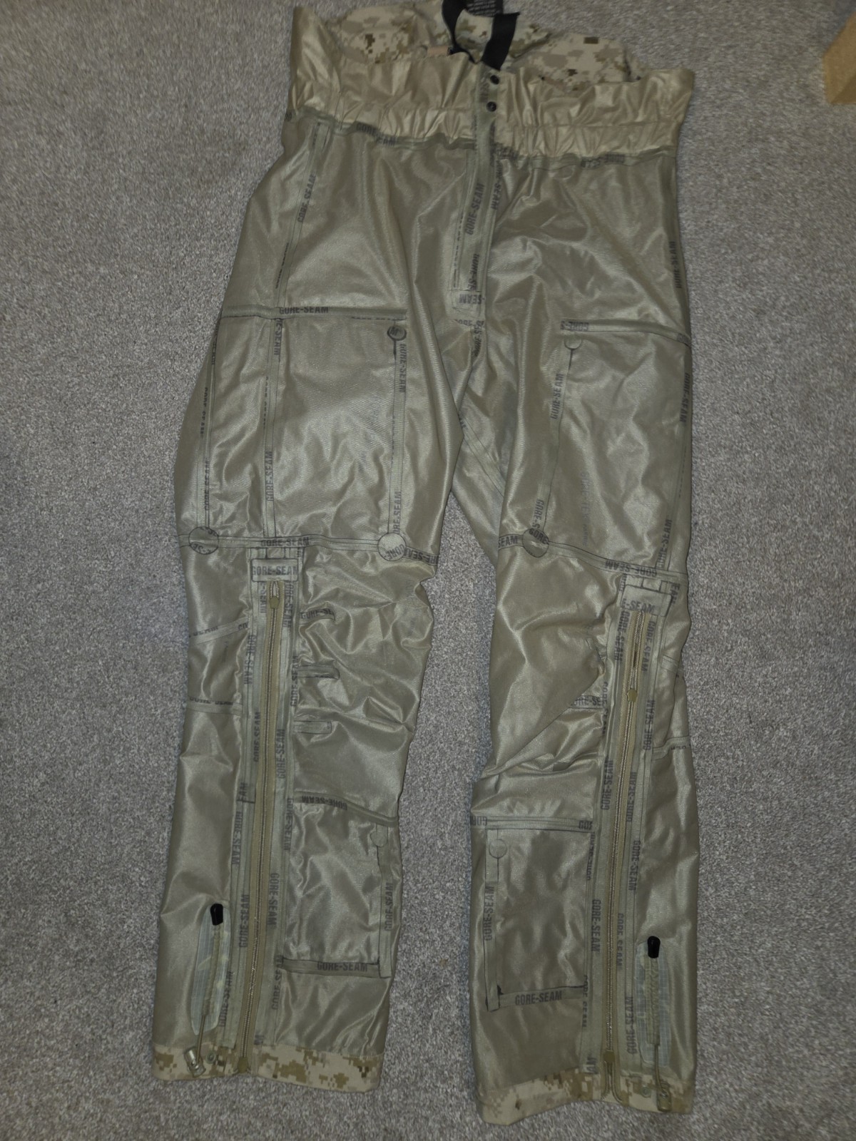 Extremely RARE Arcteryx Leaf AOR1 Alpha Bib Large image 4