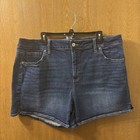 Foto 1 di 4