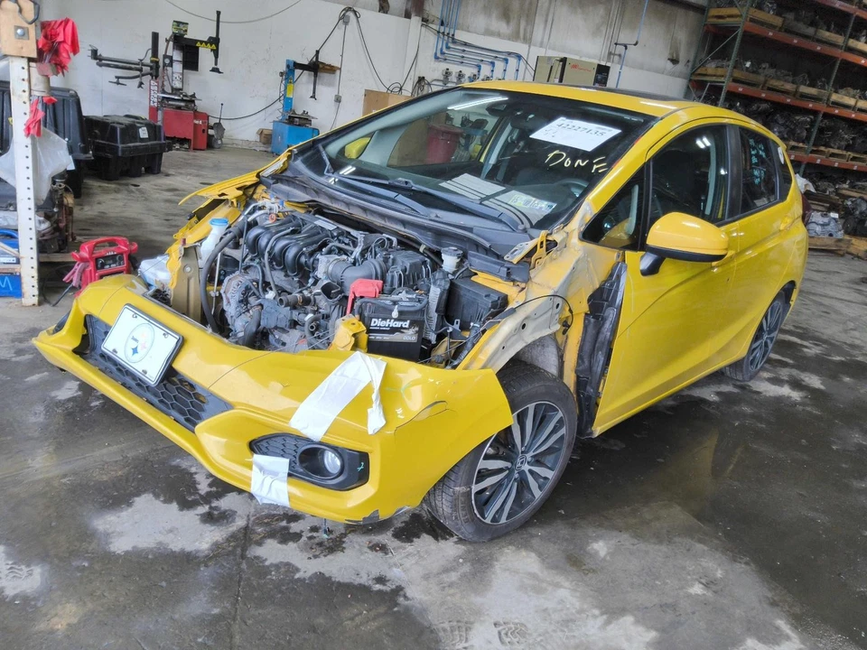 Espejo retrovisor interior delantero central usado se adapta a: Honda Fit 2018 delantero central gr Foto 4 de 4