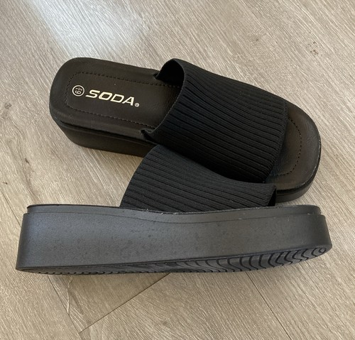 Neu Soda schwarze Keilabsatz-Slipper Größe 6,5 - Bild 2 von 7