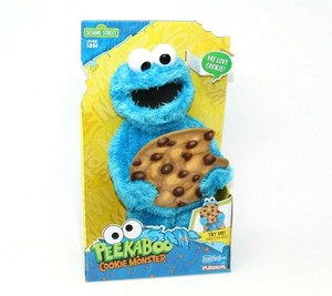 sesame street peekaboo cookie monster figure