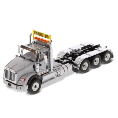 International HX620 Day Cab Tridem Tractor , 1/50, Diecast Masters 71011