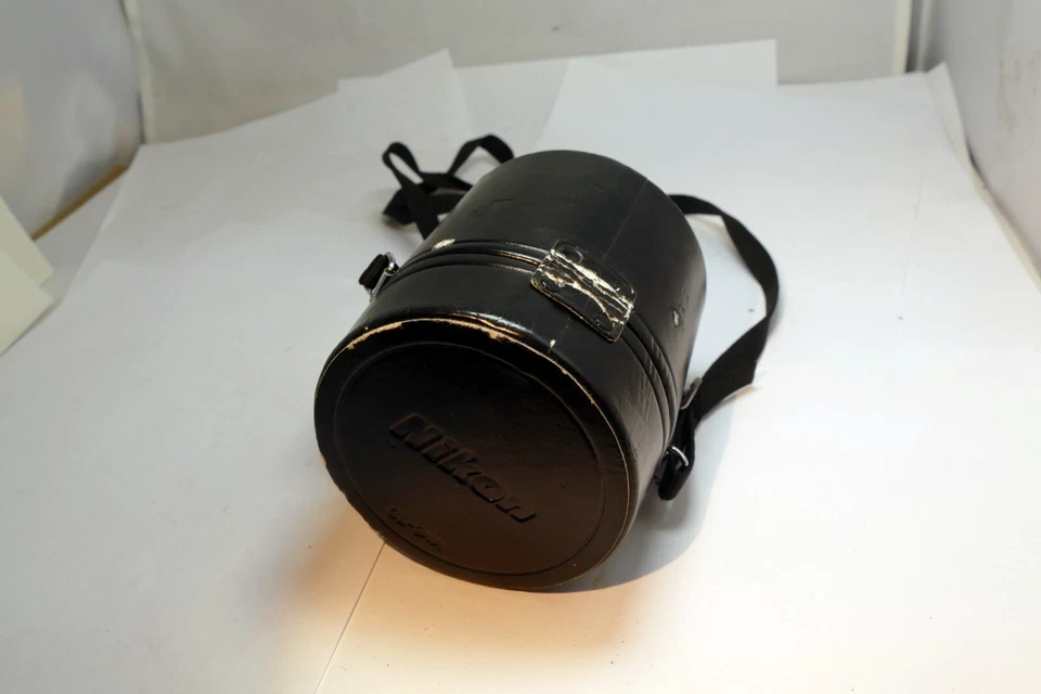 Estuche rígido para lente Nikon CL-34A (para 50 mm f1.4 Ai-s Nikkor) - Original OEM Foto 2 de 4