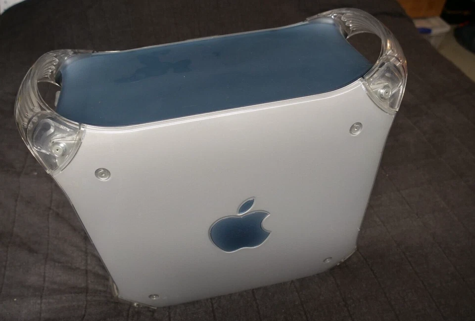 Apple PowerMac Power Mac G4 Tower M5183 400MHZ 128/20GB/DVD/56K/ZIP/KB - Image 3 of 4