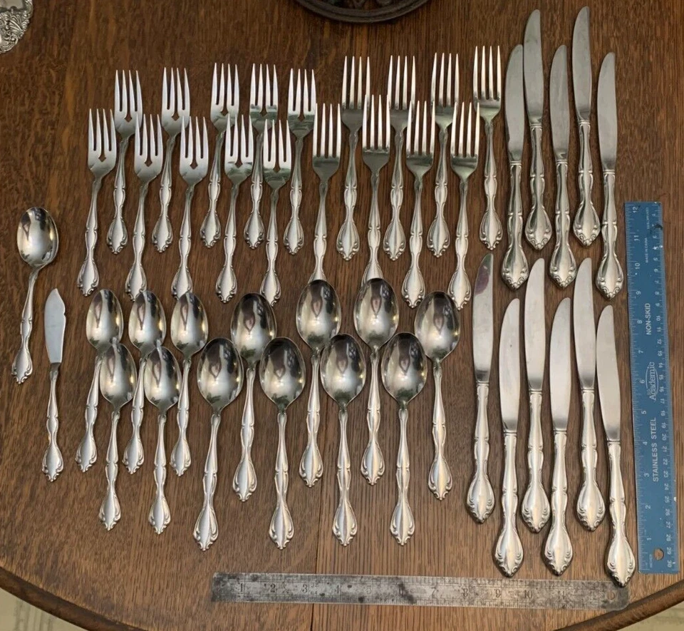 Cantata Community (Oneida) Stainelss Steel  Flatware, 44-piece set - Image 2 of 4