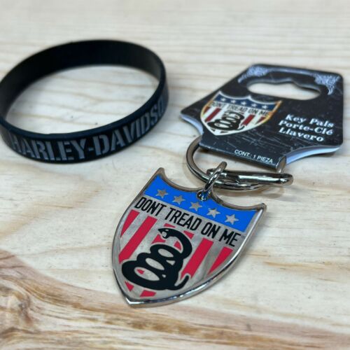 Don't Tread On Me Metal Red and Blue Shield Key Chain + Harley Davidson Military - Picture 1 of 5