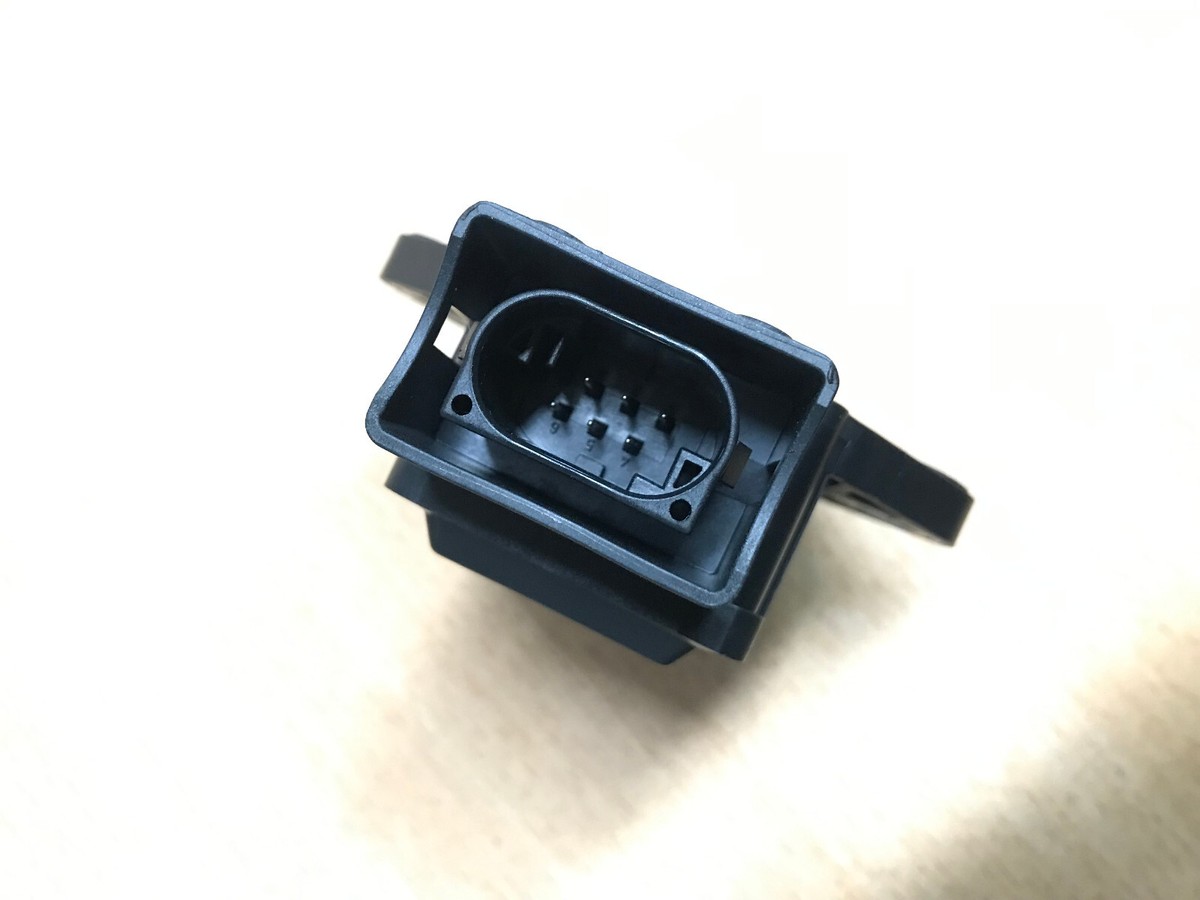 03-06 Mercedes W211 E500 Yaw Rate Speed Sensor Control