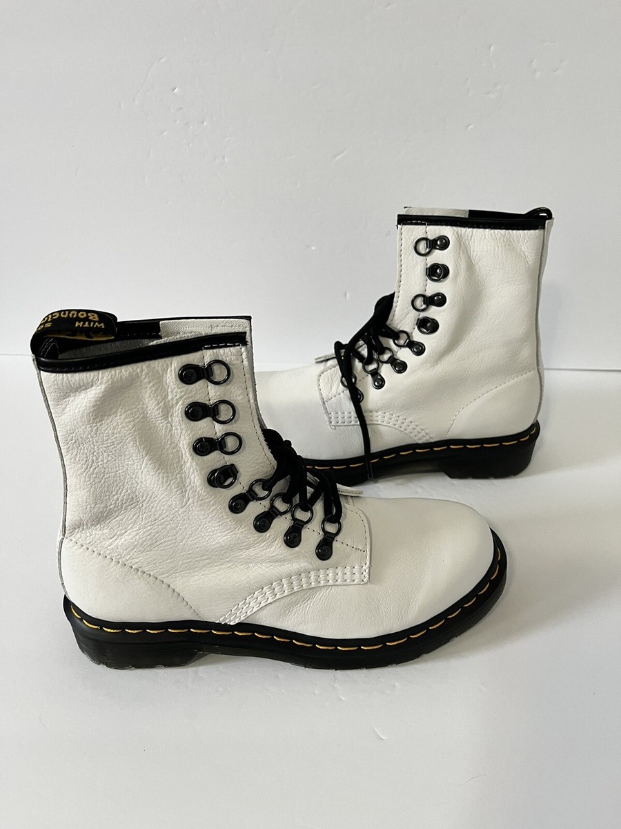 Dr.Martens 1460 Boots Combat 8 Eye Patent Leather Lace Up Block Heel White 10 Dr. Martens 1460 Boots White Leather 8 Eye Lace Up Combat Shoes main image 3