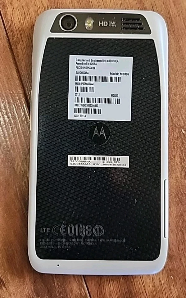 Smartphone Motorola Atrix HD - 8GB - Blanco - (AT&T) - Muy Buen Estado MB886 Foto 3 de 4