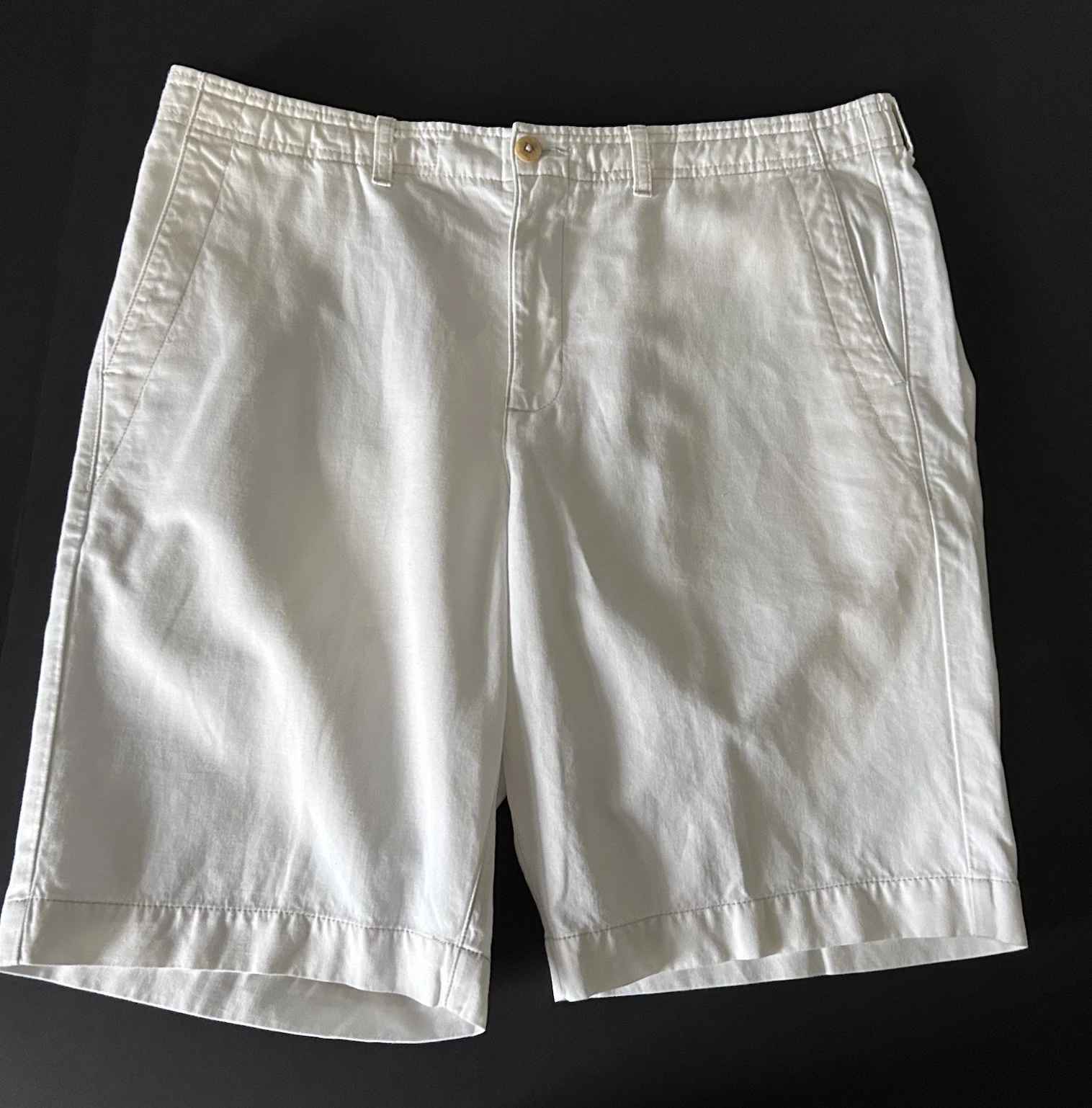 Tommy Bahama Men's Linen Blend Shorts Color White Size XL