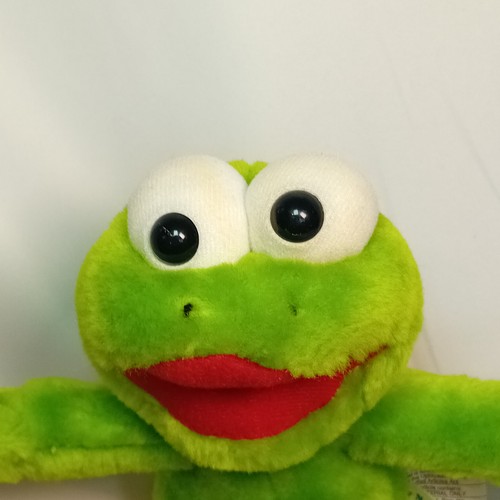 1998 Vintage Toy Network Freddy Frog Plushie Stuffed Animal Toy Collectible 8.5" - Picture 4 of 11