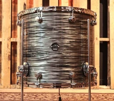 DW Performance Pewter Oyster Floor Tom - 16x18