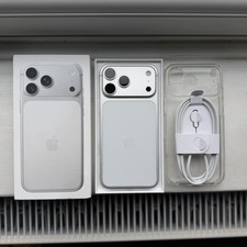 Apple iPhone 17 Pro Max 256GB 93% Battery Health Silver Unlocked