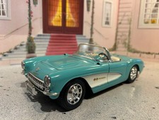 Chevrolet Corvette 1957 con scatola originale Bburago
