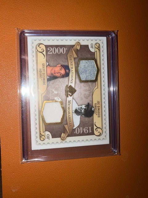 2009 SP Legendary Cuts Generations Joe DiMaggio Game Used Jersey Relic Card RARE