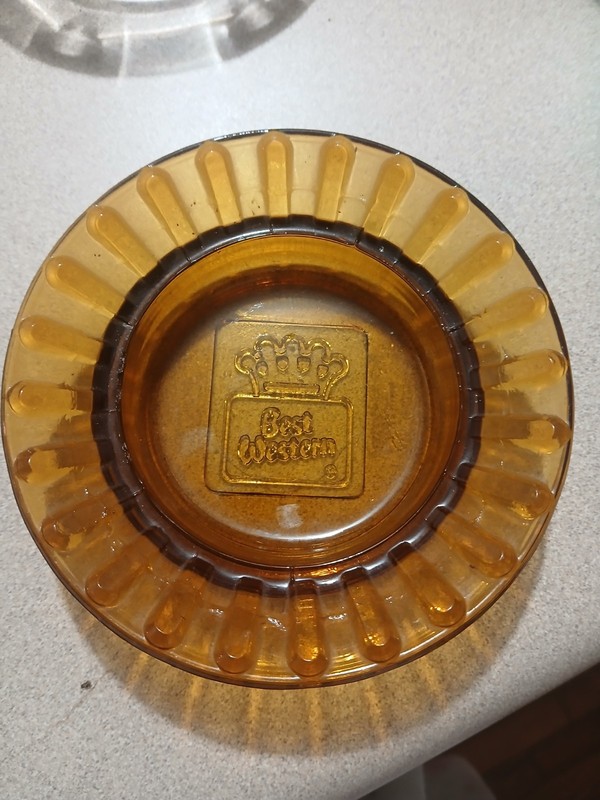 VINTAGE BEST WESTERN HOTEL ADVERTISING GLASS AMBER Ashtray