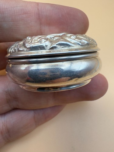 Vintage Pillendose komplett britisch gepunzt