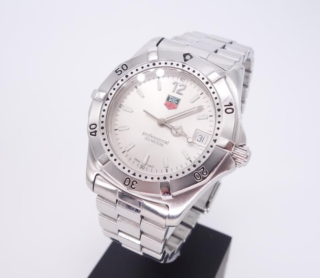 TAG HEUER 2000 WK1112 Professional 200m Silver dial Men's TAG HEUER 2000 WK1112 Professional 200m Silver dial Men's