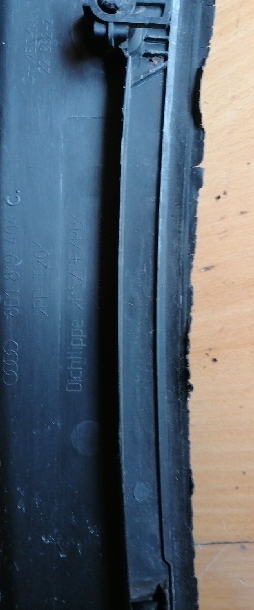 Org. Audi A4 B5 Facelift Abdeckung 8D1819403B Wasserkasten 