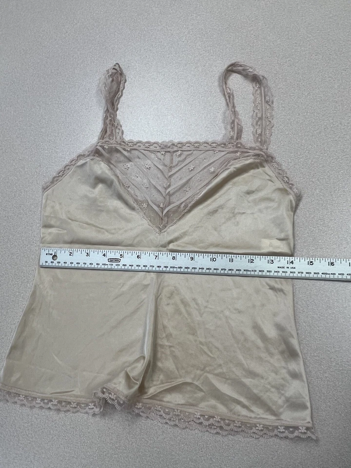 Vintage 90’s  Woolite Cream Teddie Size Medium Camisole 304 - Image 2 of 4
