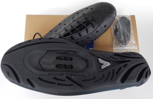 PAIRE DE CHAUSSURES CYCLO VITTORIA CLASSIC 1976 P.44 POUR CALES SPD NEUVE - Photo 3 sur 5