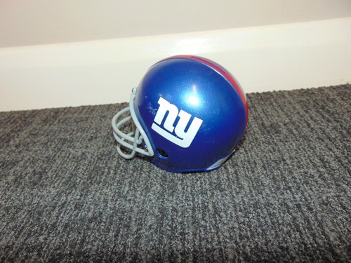 NFL New York Giants Helmet Plastic Money Box Piggy Bank + Stopper 12x11x9 - Picture 5 of 12