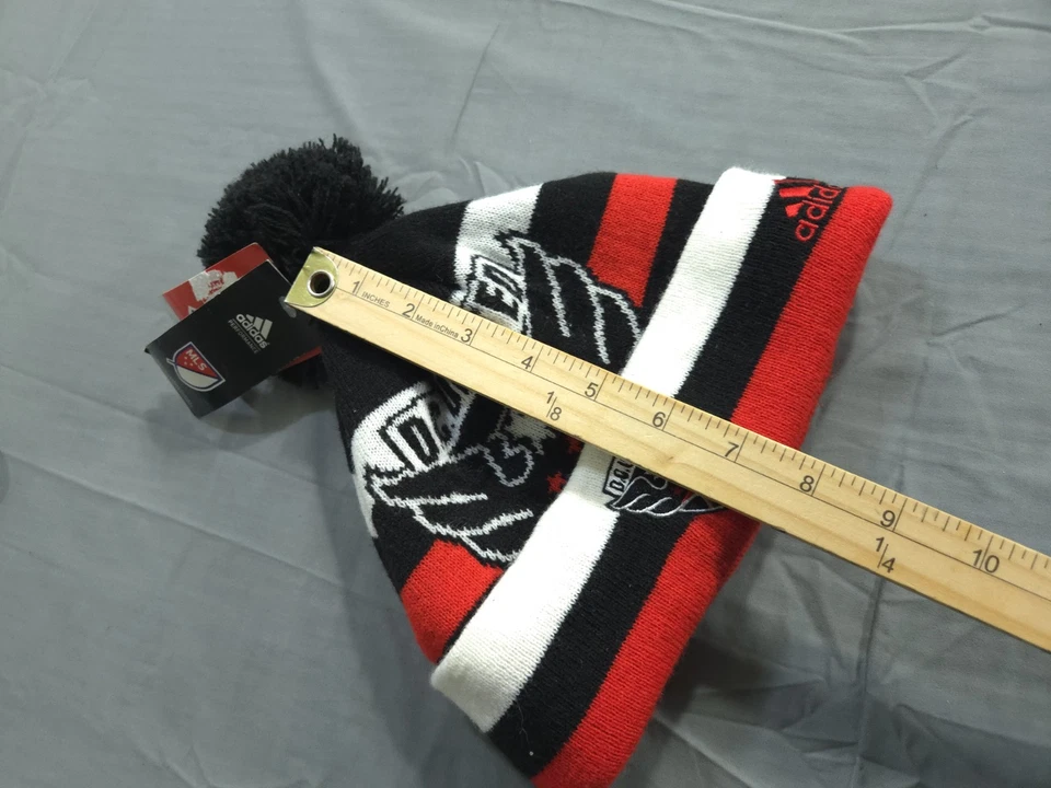 DC United Hat Adidas Youths One Size Fits All Pom Beanie Knit Boys Soccer MLS - Image 2 of 4
