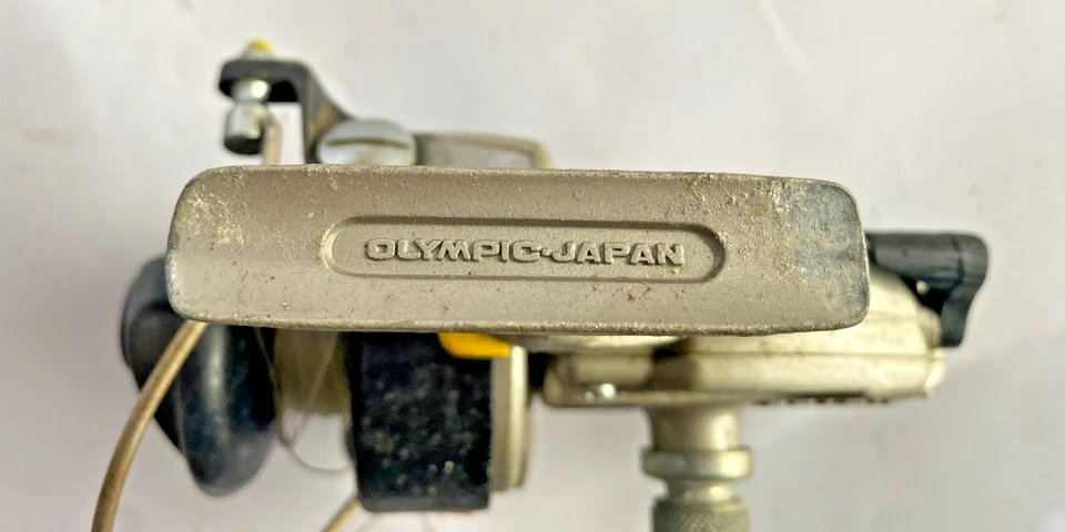 Carrete de pesca giratorio Olympic Japan Spark 200 de colección. Agua dulce y salada usada Foto 4 de 4