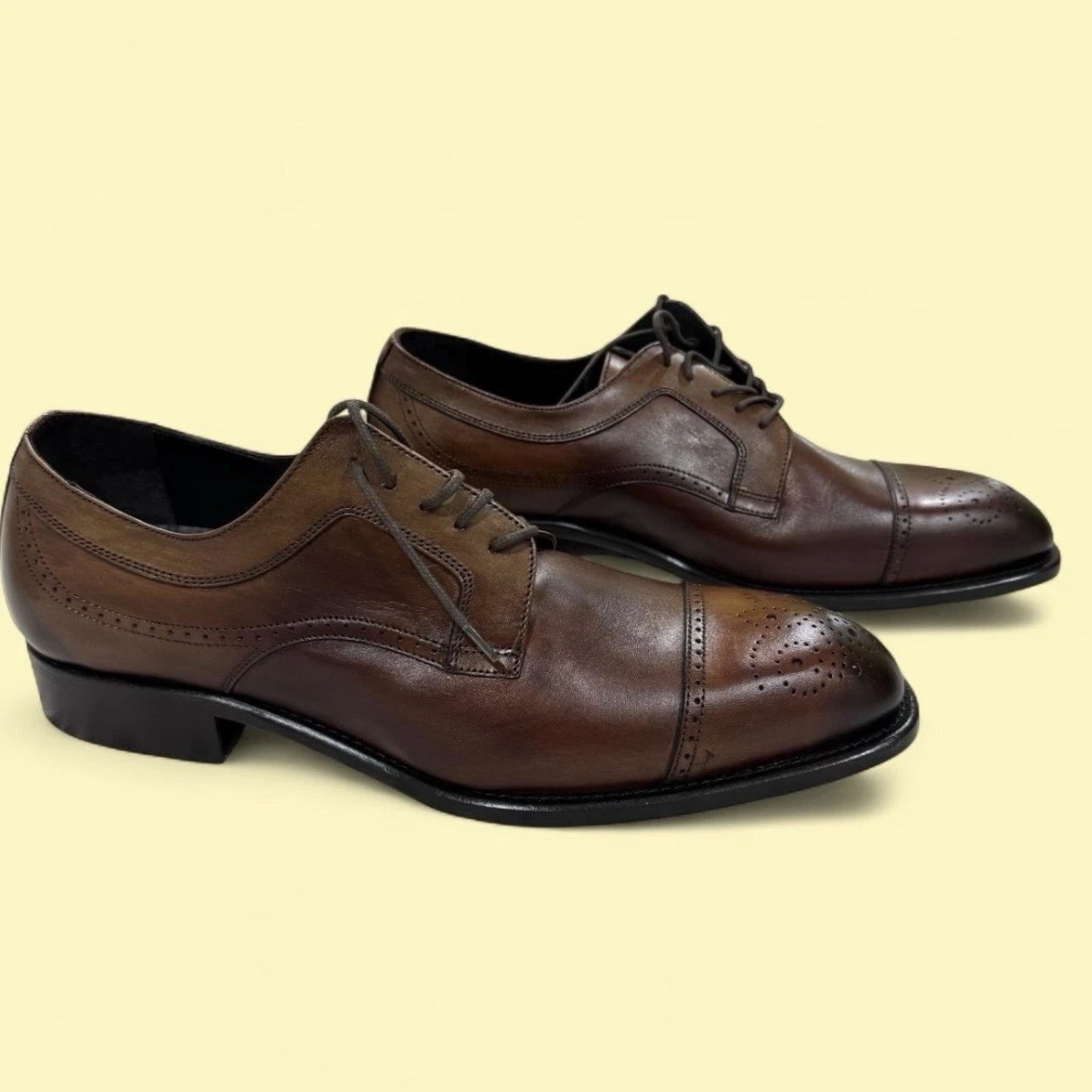 Johnston & Murphy 20-3894 Mens 10.5M Brown Leather Wingtip Oxford Dress Shoes Johnston & Murphy Wingtip Solid Dress Shoes for Men for sale  main image 4