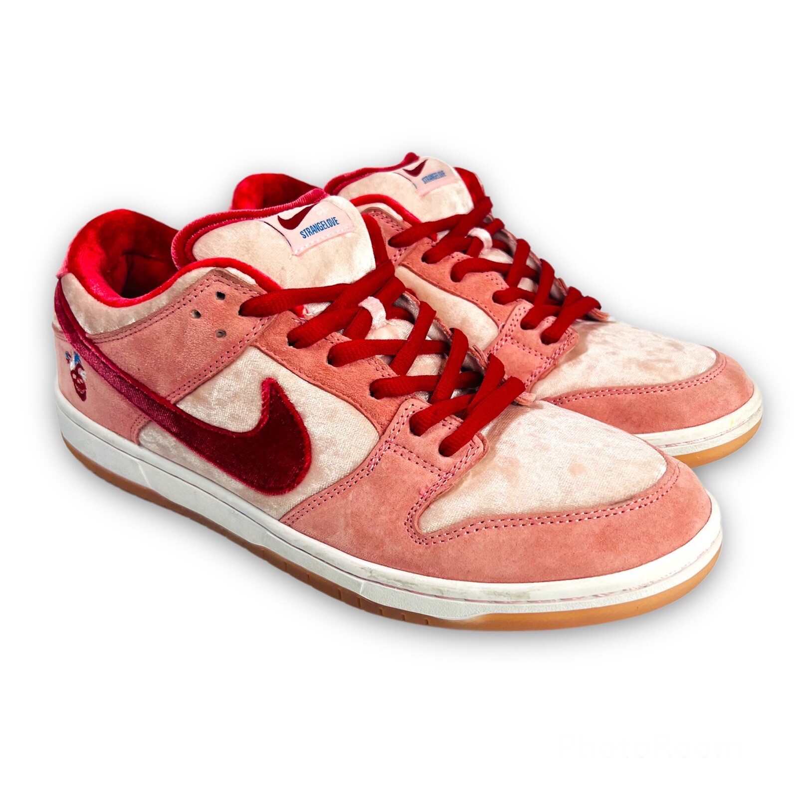 nike dunk sb strange love
