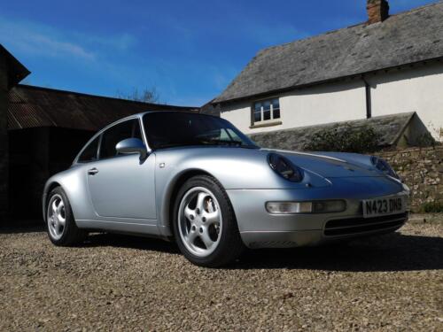 1995 Porsche 993 Carrera 4 coupe - 93k, manual, huge history file, superb - Picture 2 of 24