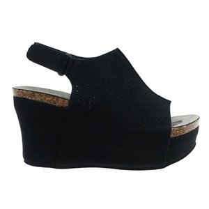 pierre dumas black wedges