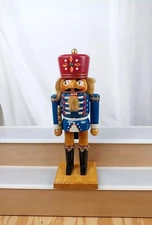 Royal Guard Nutcracker 2003 Wooden Hand Painted Collectable Soldier Nutcracker