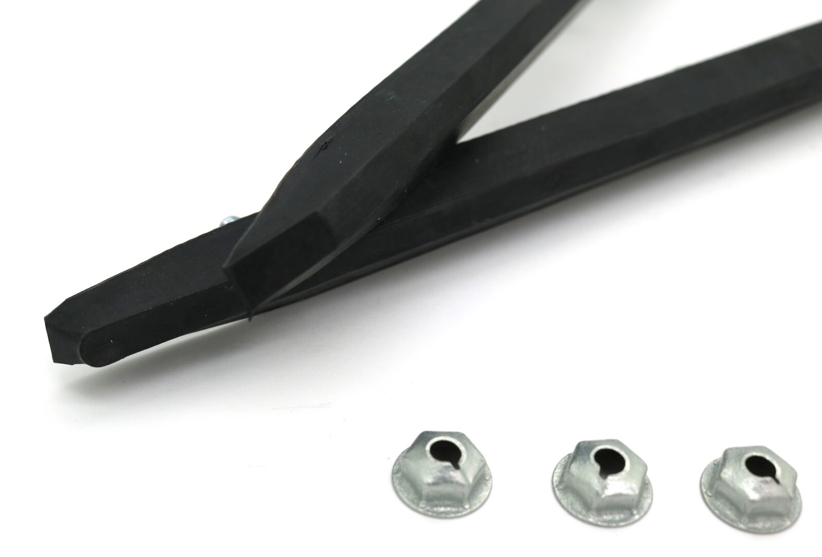 Front Bumper Guard Pad Set Impact Cushion / For 7072 Chevelle Malibu