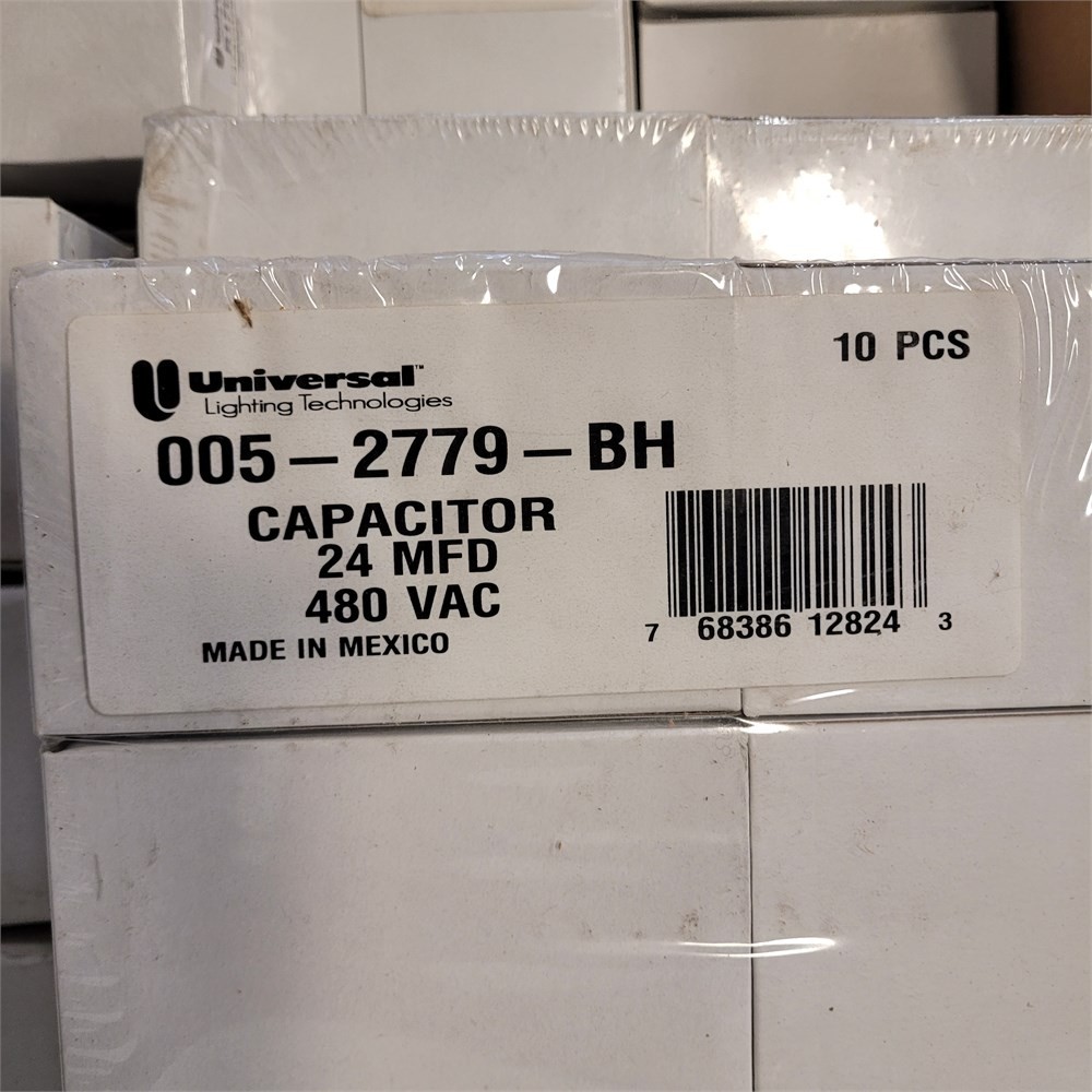 Universal 005-2779-BH 24uF 480VAC Ballast Capacitor New in Original Packaging