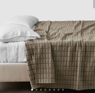 The Citizenry Naya Organic Cotton Quilted Bed Blanket Full/Queen Moss
