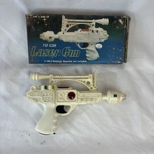 Vintage TG109 Toy Laser Gun Lights Up Makes Noise W/box Space Ray Cosplay 1980 s