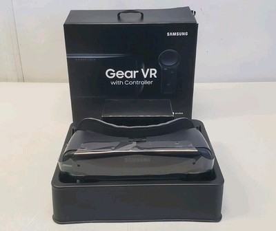Samsung Gear VR SM-R324 With Controller Powered by Oculus New In Box