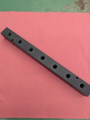 PNEUMADYNE Pneumatic aluminum manifold - 1/8 NPT - 7plcs