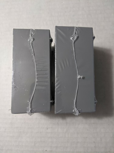 Set of 2 Cooper Crouse Hinds TP7010 Single Gang Weatherproof Box (3) 1/2" Holes - Picture 3 of 6
